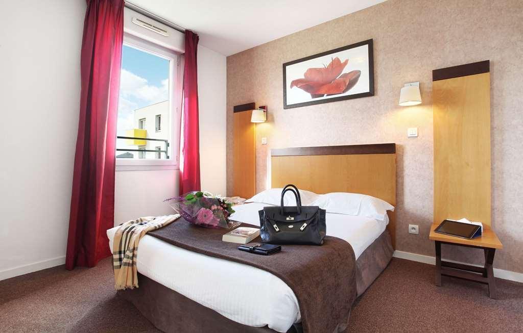 Appart'Hotel Odalys City - Bioparc Lyon Est Cameră foto