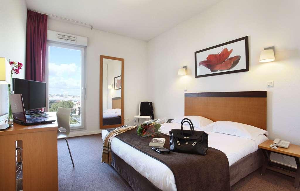 Appart'Hotel Odalys City - Bioparc Lyon Est Cameră foto