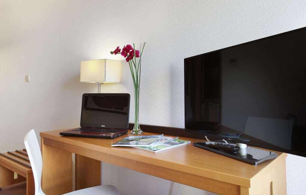 Appart'Hotel Odalys City - Bioparc Lyon Est Cameră foto