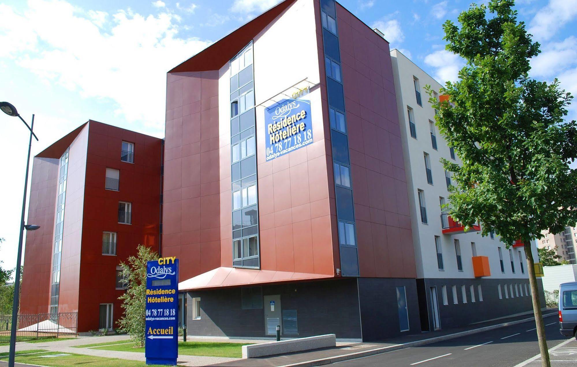 Appart'Hotel Odalys City - Bioparc Lyon Est Exterior foto