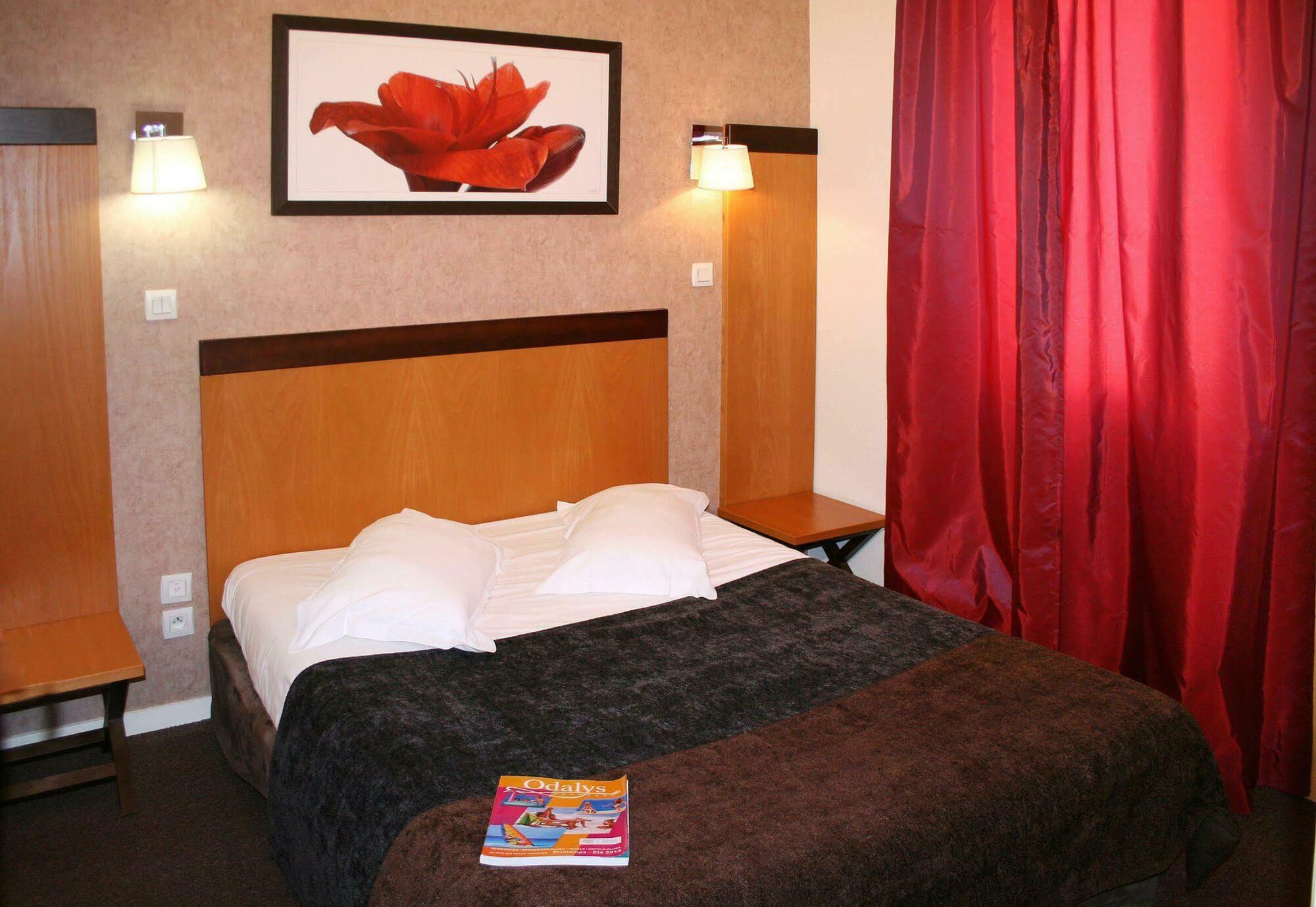Appart'Hotel Odalys City - Bioparc Lyon Est Exterior foto